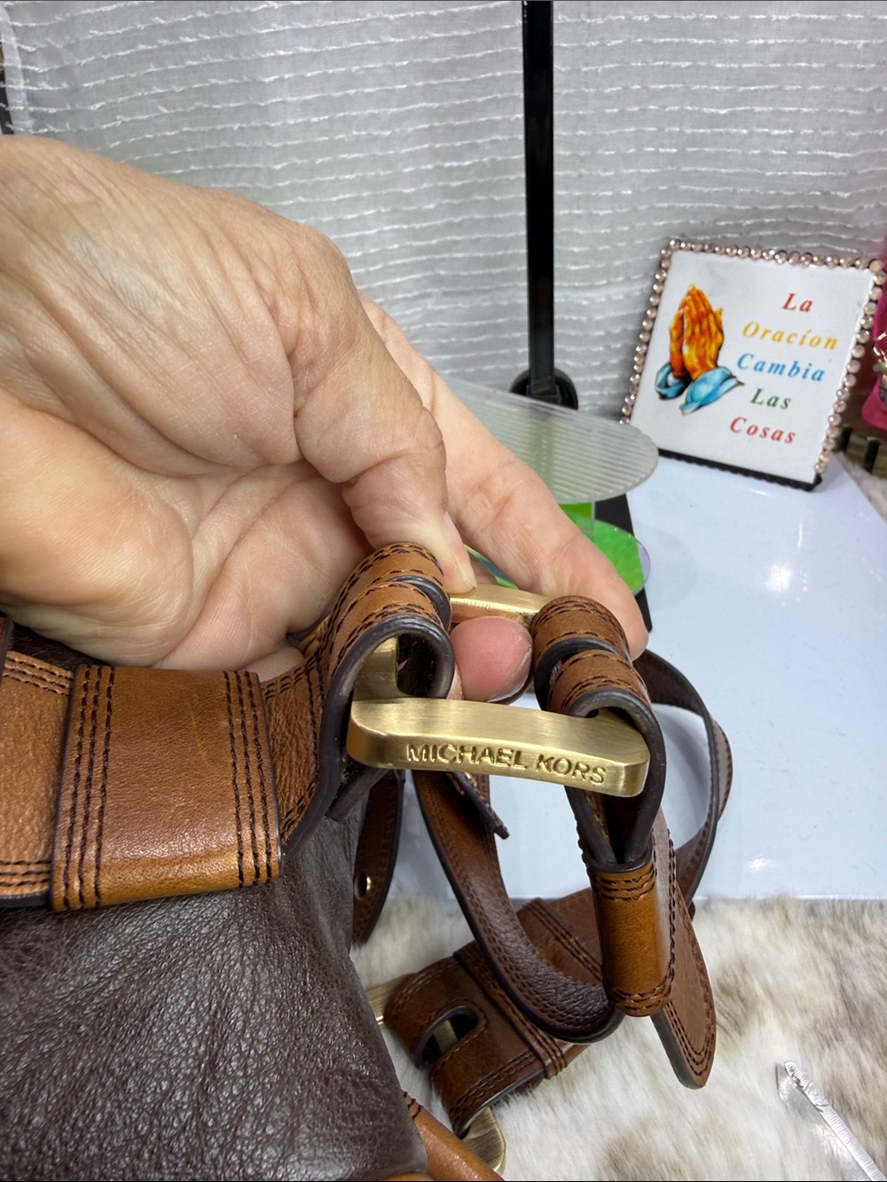 (X2)Vintage Michael Michael Kors Y2K dark brown and tan leather handbags. - Picture 9 of 15